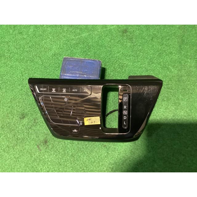 4*R様 新品 デイズ 5BA-B43W エアコン スイッチ パネル デイズ 5BA-B43W エアコン スイッチ パネル KBV(U25) : 山自販