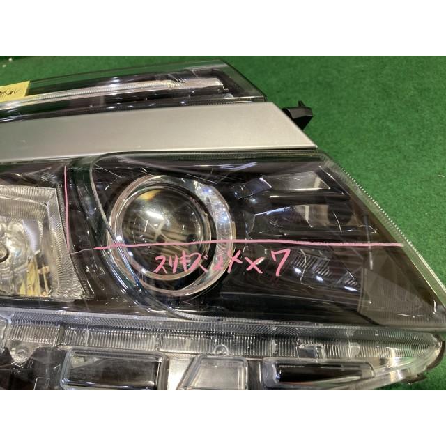 ヴォクシー DBA-ZRR85W 右 ヘッド ライト ランプ 202 : 山自販