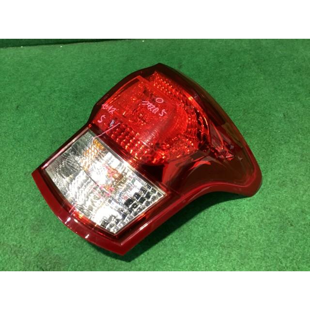 カローラフィールダー DAA-NKE165G 右 テール ランプ 040 : 山自販
