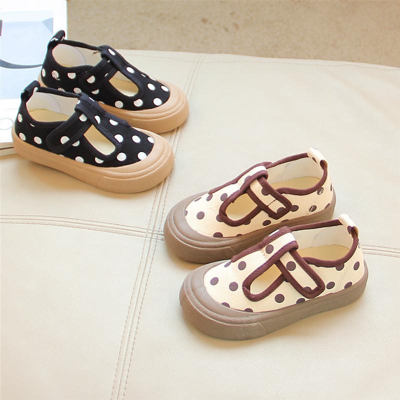 割引 子供 キッズ スニーカー スリッポン リボン付き 上履き おしゃれ 上靴 子供靴 女の子 可愛い 贈り物 学校 入園 入学 スクールシューズ 幼稚園 保育園 小学校 キッズ 上履き シューズ 女の子 レディース キッズシューズ 上ばき スニーカー 総柄 屈曲 軽量 子ども用 上靴 幼稚園 小学校 学校 子供用 可愛い 靴 子供靴 通園 登校