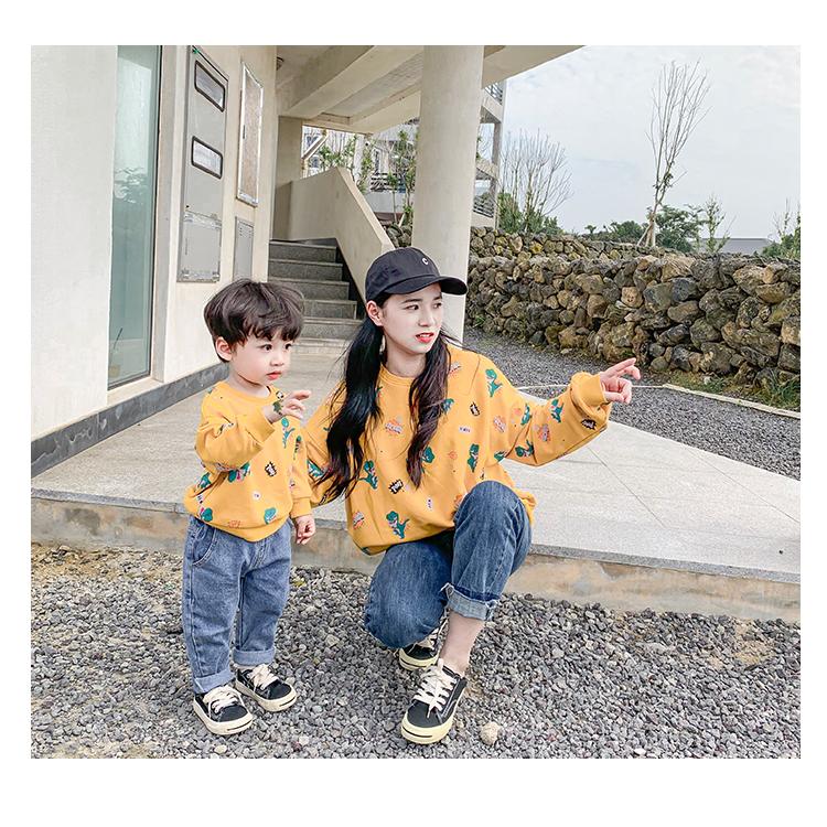 予約商品 ロンパース 男の子 女の子 秋 冬 長袖 60 70 80 90 ベビー服 かわいい おしゃれ ホワイト 白 ニット 透かし編み ハーフバースデー 誕生日 ベビー服 赤ちゃん 韓国子供服 海外子供服 上品 Lavoro 1個の男の子の女の子編みロンパース衣装幼児パーカーセーター