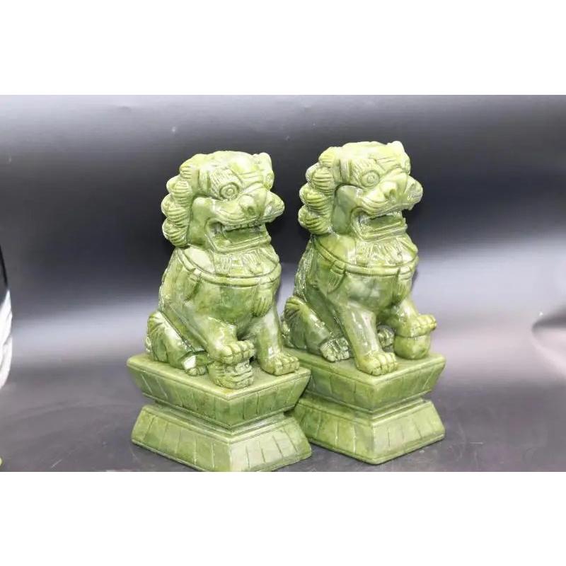 翡翠風 狛犬 置物 緑色 一対 ペア 風水 玄関 飾り 彫刻 磁器製