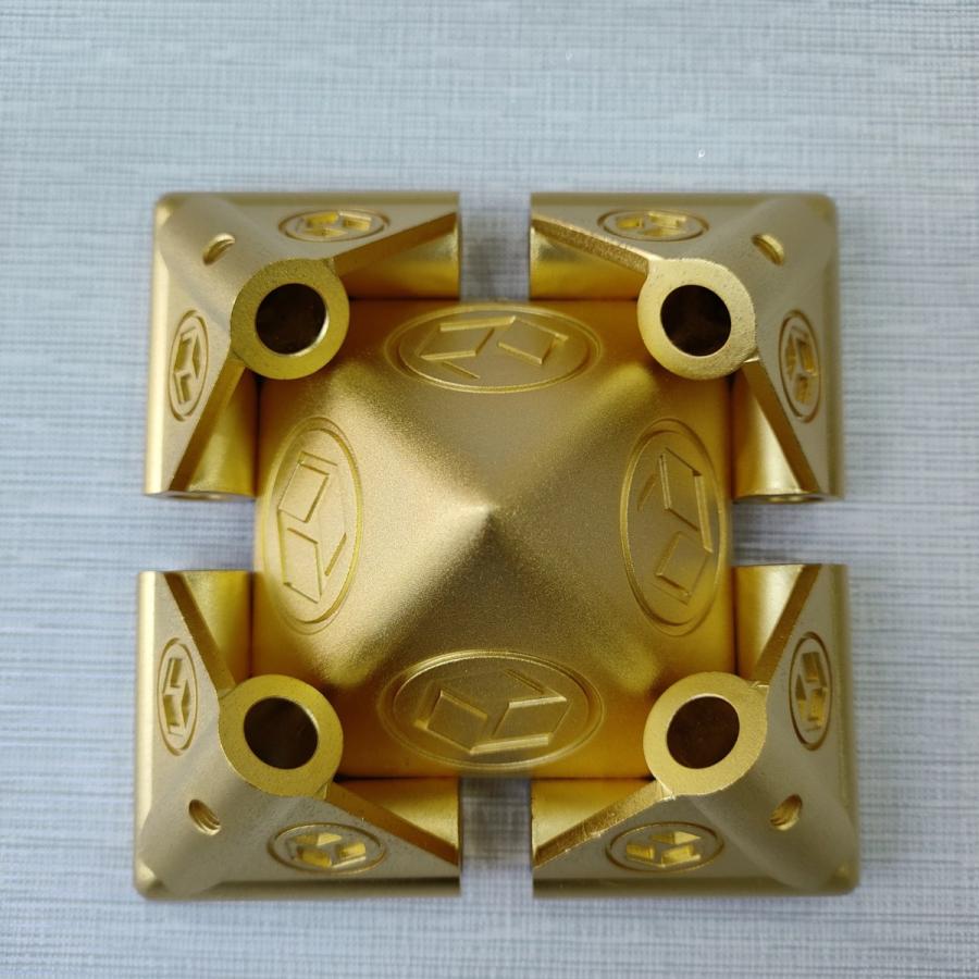 瞑想ピラミッド ギザピラミッド型 金メッキ 高密度合金製 51.85度傾斜