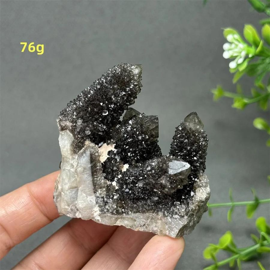 黒い水晶クラスター 原石 石英鉱物標本 オーラ加工 瞑想用 インテリア