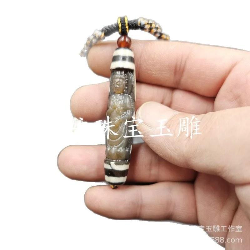 天然アゲート 六眼天珠 観音様 経年変化 パティーナ 丸玉 ペンダント