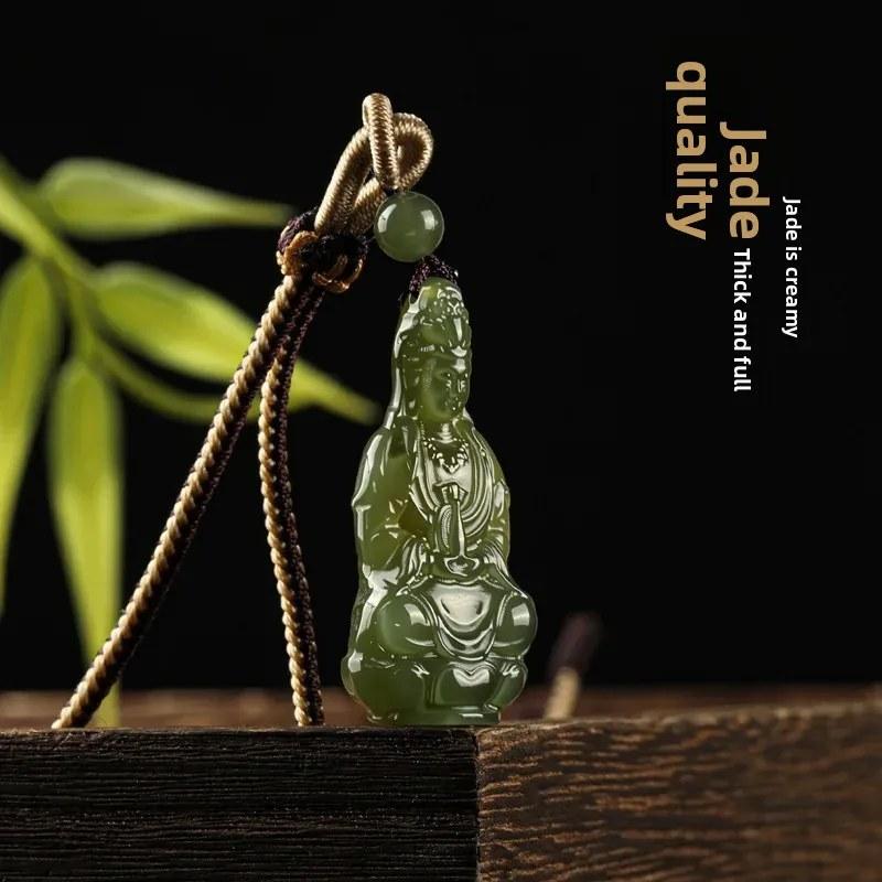 観音菩薩の和田玉の置物 和田玉 白玉 観音 菩薩 立体彫刻 ペンダント チャーム 仏教 開運