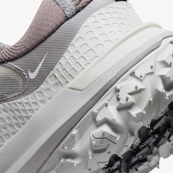 Nike ACG マウンテンフライ2ロー ホワイト 28cm NIKE◇ACG MOUNTAIN FLY 2 LOW GTX_ACG/マウンテン フライ ロー