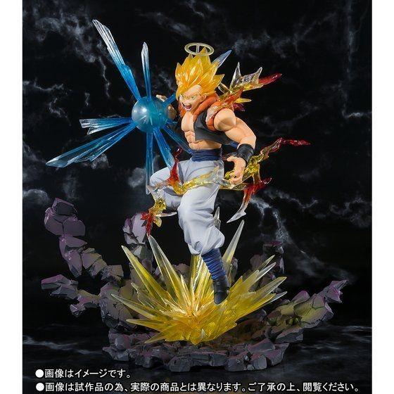 BANDAI ドラゴンボール スーパーサイヤ人　ゴジータ Amazon.co.jp: ドラゴンボール フィギュア スーパーサイヤ人 超