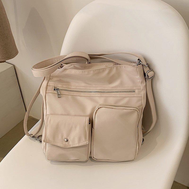 正規品販売！ナイロンショルダーバッグ 無地 大容量 バッグ | dukedom