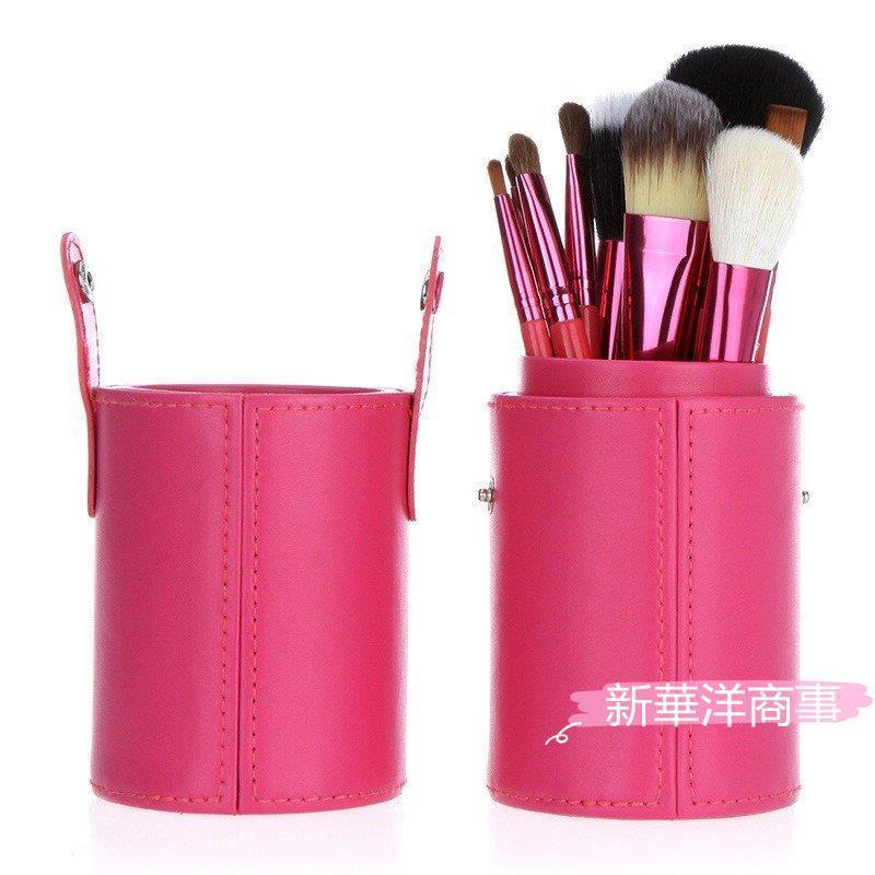 持ち運びにも便利 メイクブラシ 12本セット 化粧ブラシセット ウール 化粧筆 パウダーファンデーション アイメイク ブラシ Puレザー化粧ポーチドラム B Jp576 新華洋商事 通販 Yahoo ショッピング
