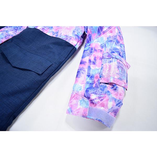スキーウェア ピンク花柄　パンツ紺色　COSBY コスビー　160　新品未使用 コスビー cosby ジュニア スキーウェア 上下セット 130 140 150 160 雪