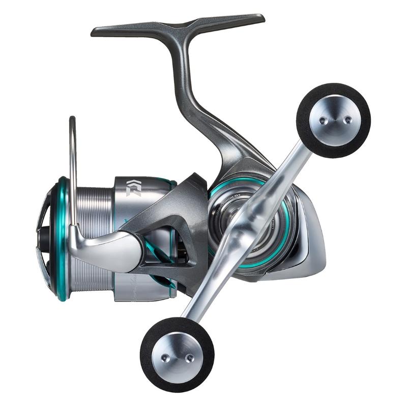 DAIWA エメラルダス　スピニングリール Amazon | ダイワ(Daiwa) スピニングリール エギング 16