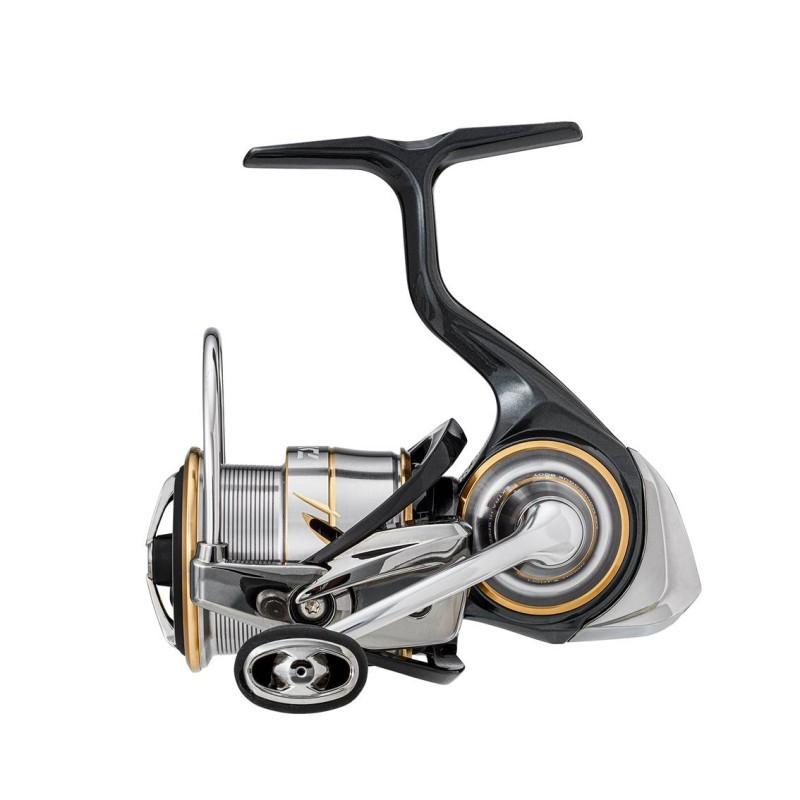 DAIWA（ダイワ） 20ルビアス FC LT2000S /スピニングリール【在庫限り