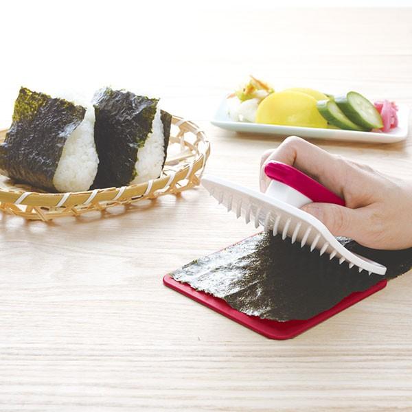 海苔 穴あけ器 パリパリのり切り隊 A のり あなあけ 食べやすい お弁当グッズ 海苔パンチ おにぎり 子供 便利グッズ 手巻き びーんず生活雑貨デポ 通販 Yahoo ショッピング
