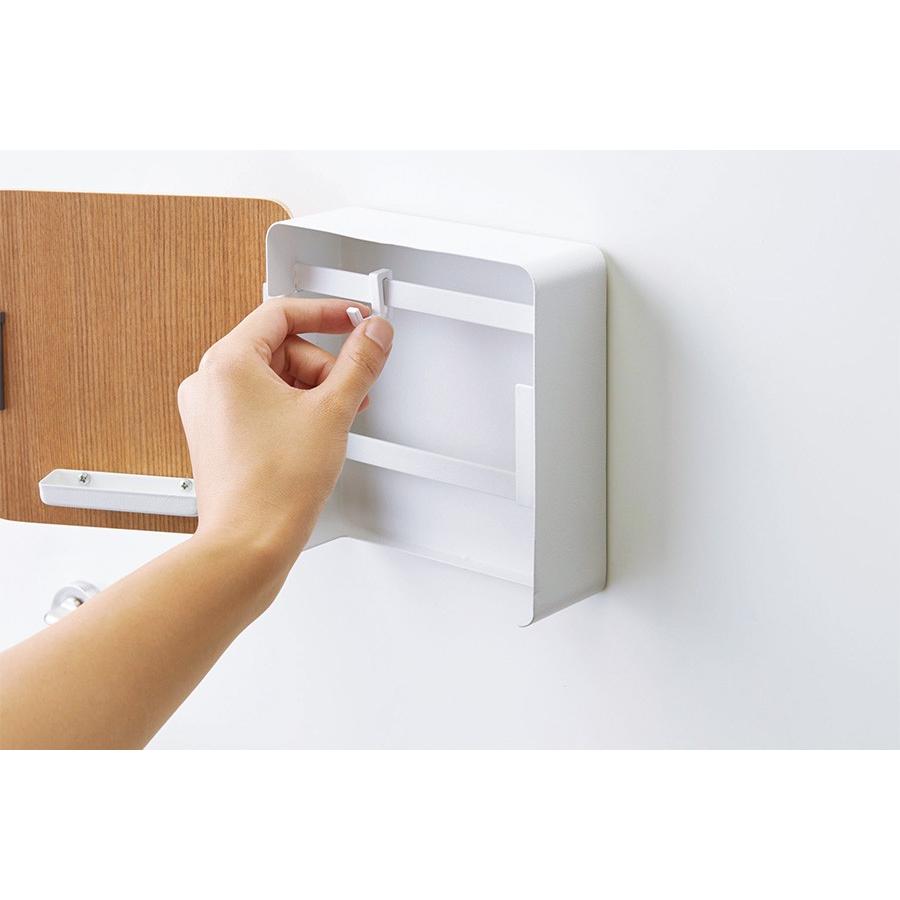 山崎実業 鍵 収納 リン マグネット キーフック 2段 ナチュラル おしゃれ フック 木目 特価キャンペーン ドア 鍵かけ キーケース 4802 キーボックス