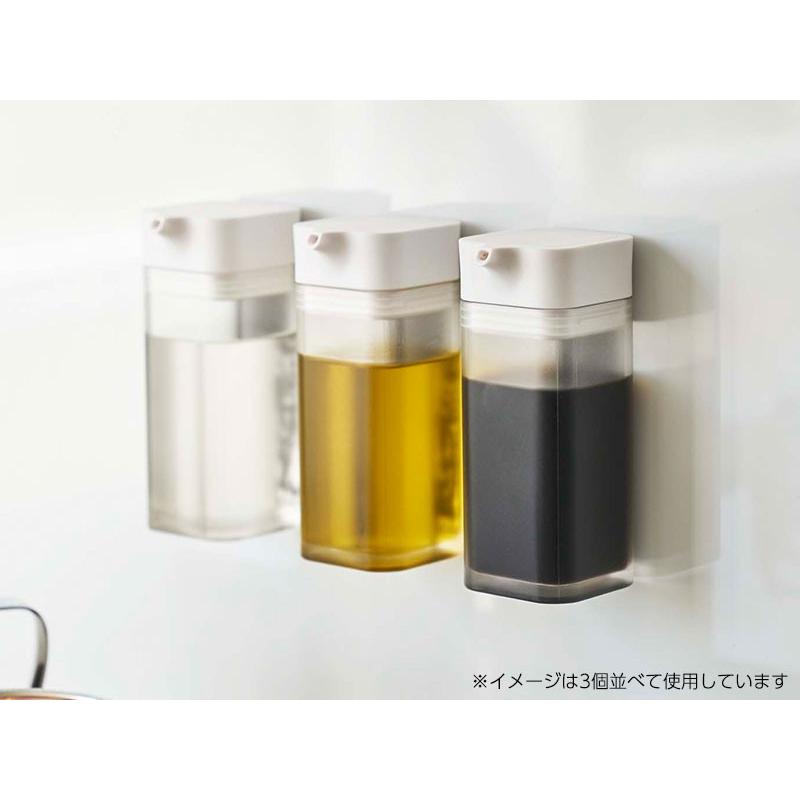 山崎実業 オイルボトル tower タワー マグネット プッシュ式 醤油差し 90ml ホワイト 4815 ｜ しょう油入れ プッシュ式 磁石｜yh-beans｜04