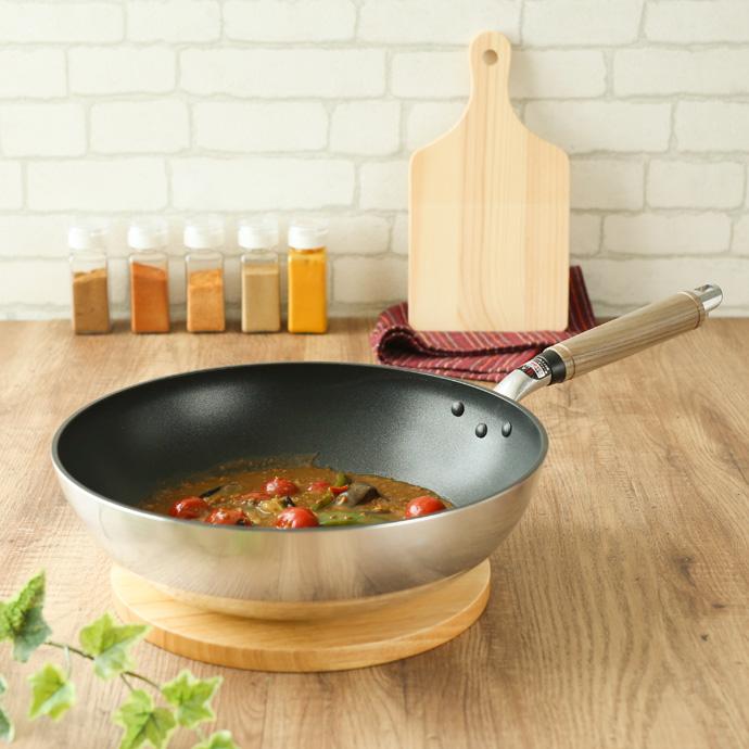 北陸アルミニウム ガス火専用 日本製 センレンキャストFAN 炒め鍋 30cm