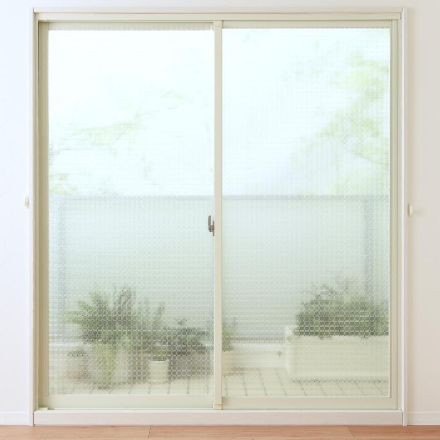 窓 断熱シート マドピタシート 角タイプ 大粒厚 90×180cm クリア H