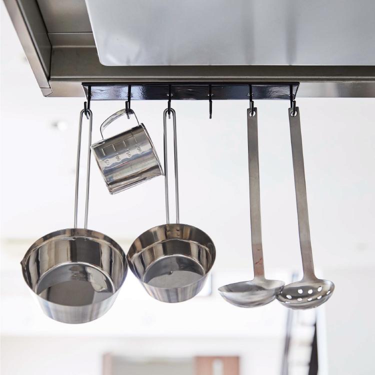 マグネットレンジフードフック タワー キッチン収納 吊り下げ 磁石 キッチンツール 換気扇 送料無料 山崎実業 Lf570b07b000 Lf570jh49 40 すまいのコンビニ 通販 Yahoo ショッピング