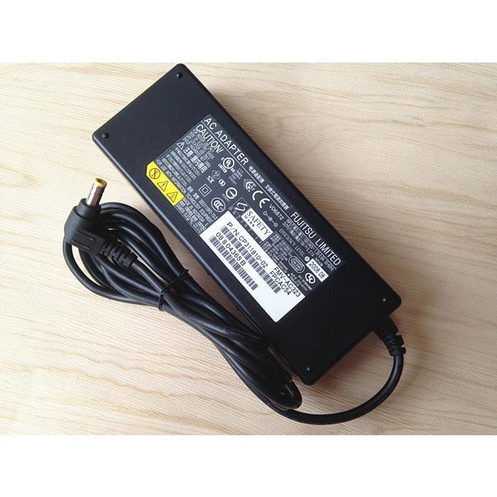 □中古美品□純正 富士通 FUJITSU FMV-AC323B ACアダプター 19V 5.27A 