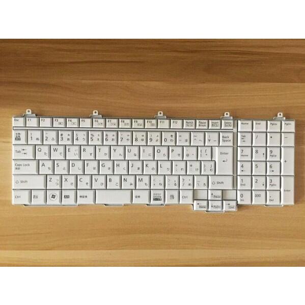 中古美品□富士通 Fujitsu FMV LIFEBOOK E741/C E741/D E742/C E742/D