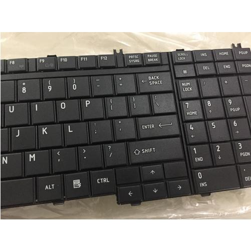 東芝 Qosmio T752/T8FB 東芝 dynabook Qosmio T752 T752/V8H 2013年春モデル 価格比較