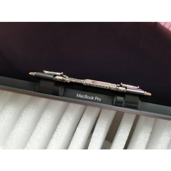 新品修理交換用 MacBook Pro 13inch 2016 2017 A1706 液晶パネル
