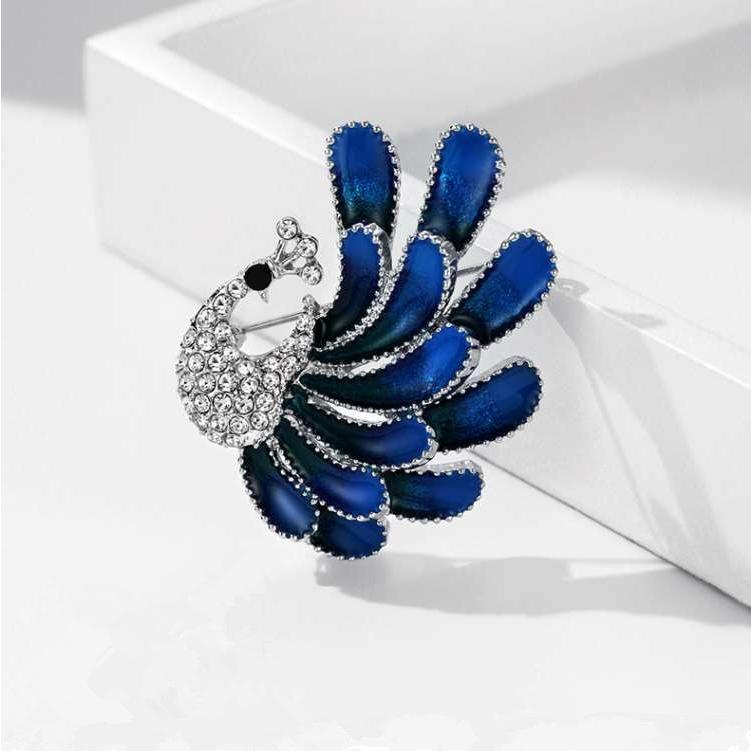 送料無料 お買い得 ブローチ クジャク 孔雀 キラキラ ラインストーン