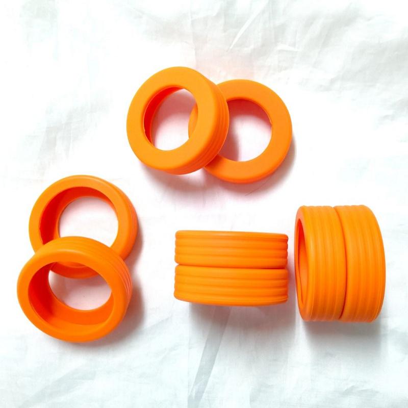 送料無料 売り切り特価 荷物ホイールカバー 椅子脚 スーツケース