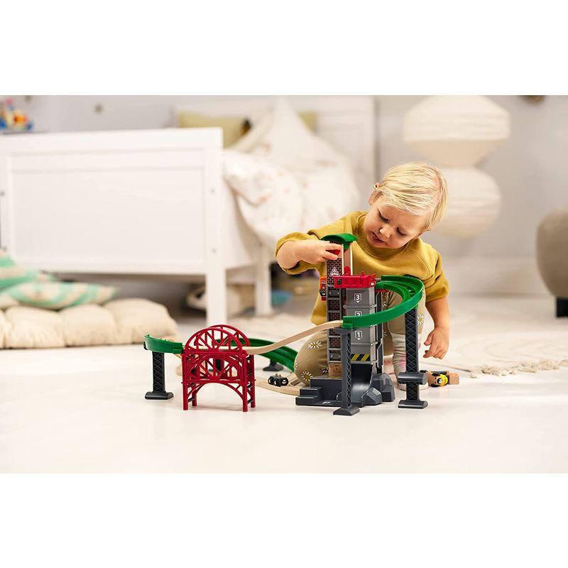 BRIO ( ブリオ ) WORLD ウェアハウスレールセット 対象年齢 3歳~ ( 電車 おもちゃ 木製 レール ) 33887 WORLD BRIO ブリオ ウェアハウスレールセット 対象年齢 3歳 電車 おもちゃ 木製 レール