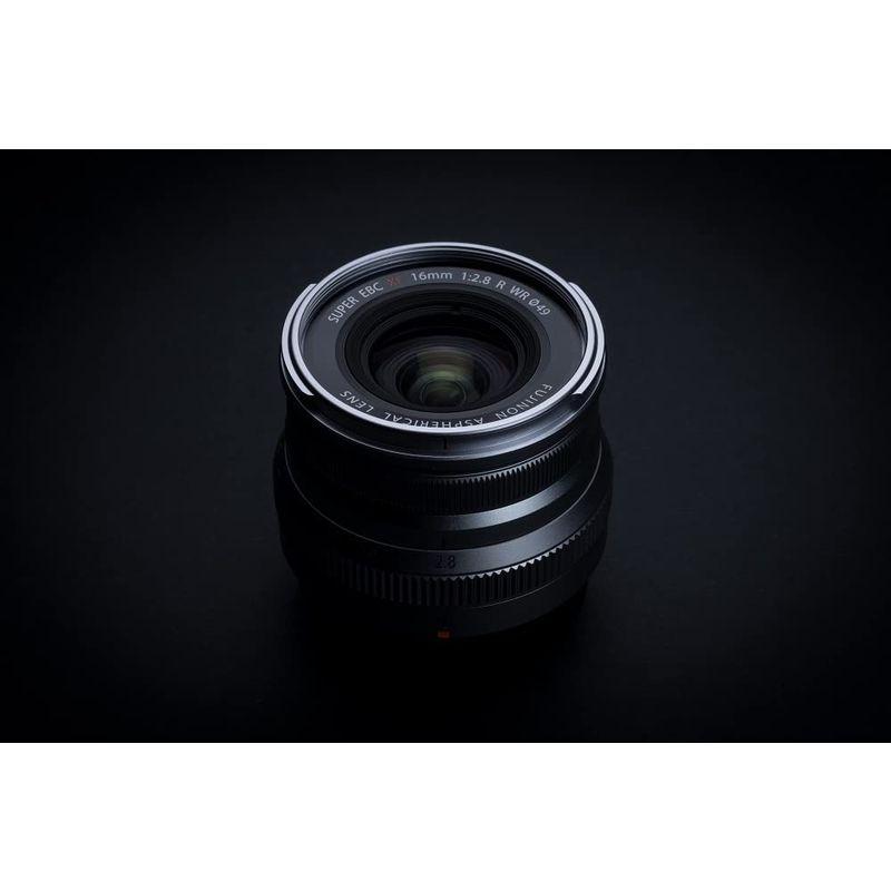 【新品 送料込み】 FUJIFILM X 交換レンズ フジノン 単焦点 広角 コンパクト 16mm F2.8 防塵防滴耐低温 絞りリング シルバー F XF16 【EIM1223751032】(44630円)