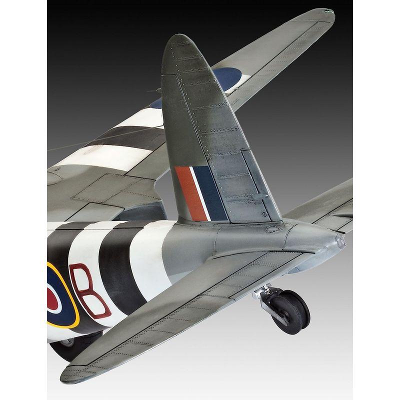 ドイツレベル 1/32 モスキート Mk.IV 04758 プラモデル 1/32 モスキート Mk IV プラモデル