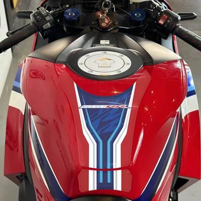 並行輸入品】 ホンダ CBR 600 RR CBR600RR 2024 2025 バイク