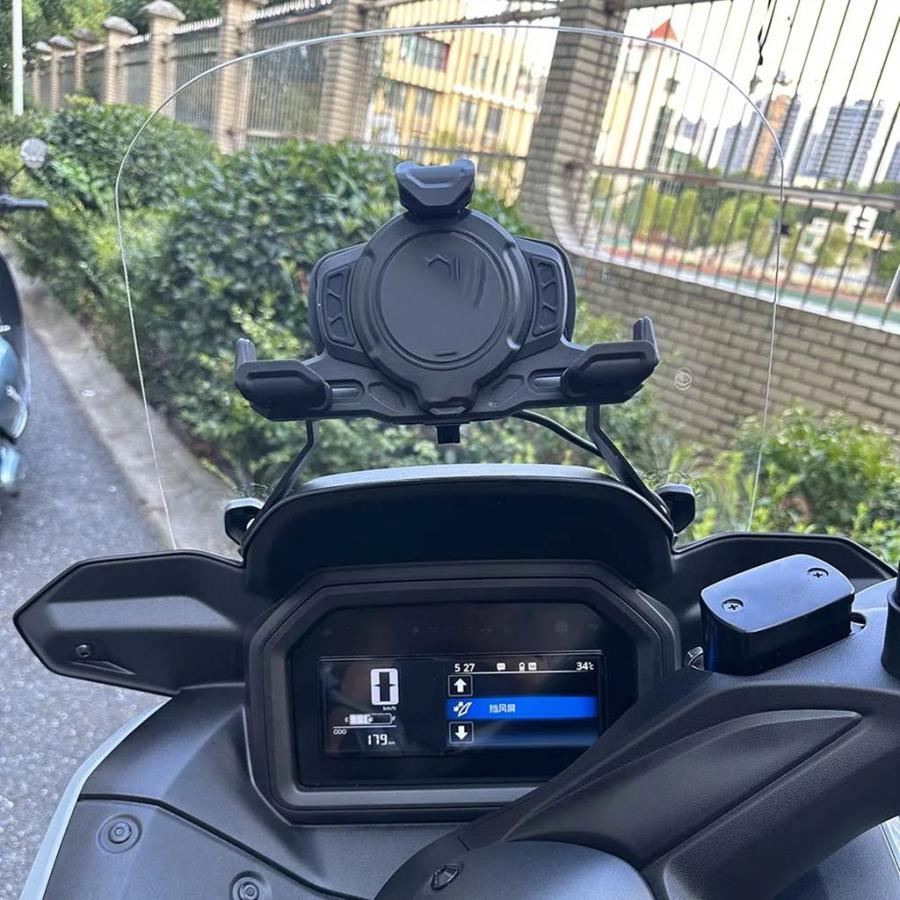並行輸入品】2025年式 ヤマハ XMAX 300 250 125 X-MAX XMAX300 バイク