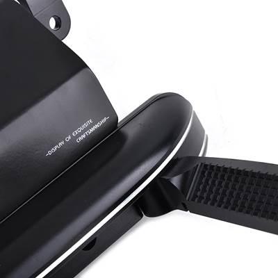 【並行輸入品】 バイク用アルミニウム合金ペダル サイドクランプ パニカル ハイウェイフットレストバー ホンダ用 ゴールドウイング1800b gl1800f6b 2018?2024の画像