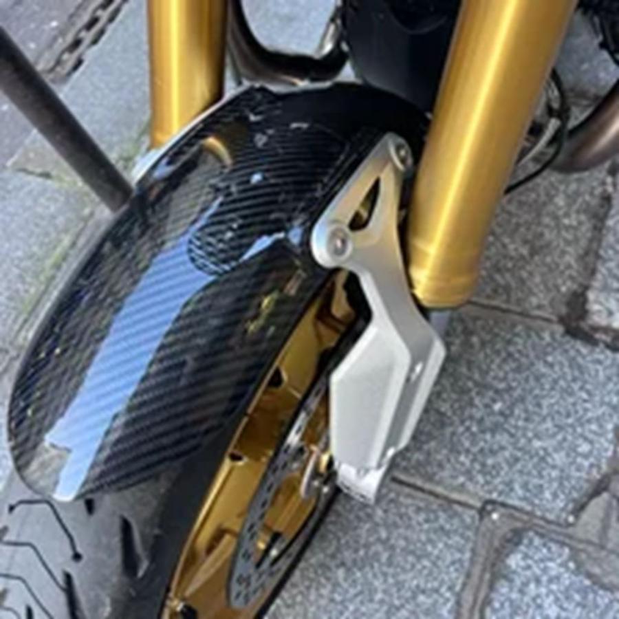 並行輸入品 BMW R NINET用アルミニウムブラケット付きカーボンフロントフェンダー 9 T 2014 2015 2016 2017の画像