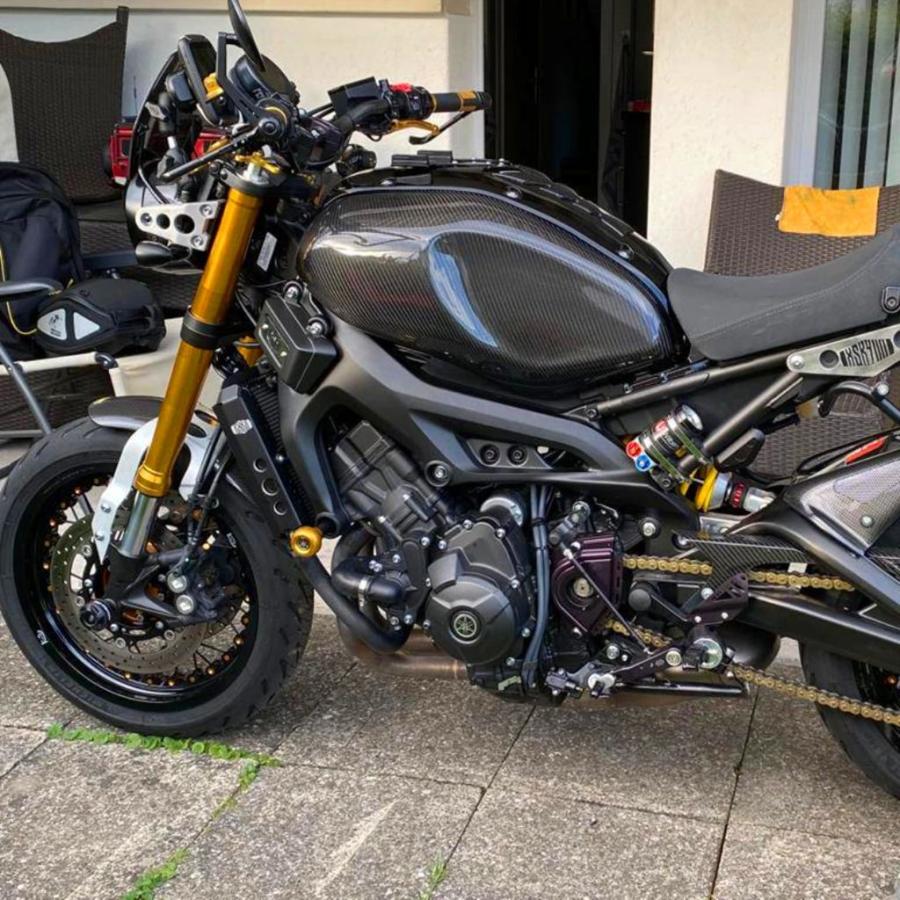並行輸入品 ヤマハXSR900 XSR 100% 用バイク 二輪サイドタンクカバー カーボンプロテクター 光沢900の画像