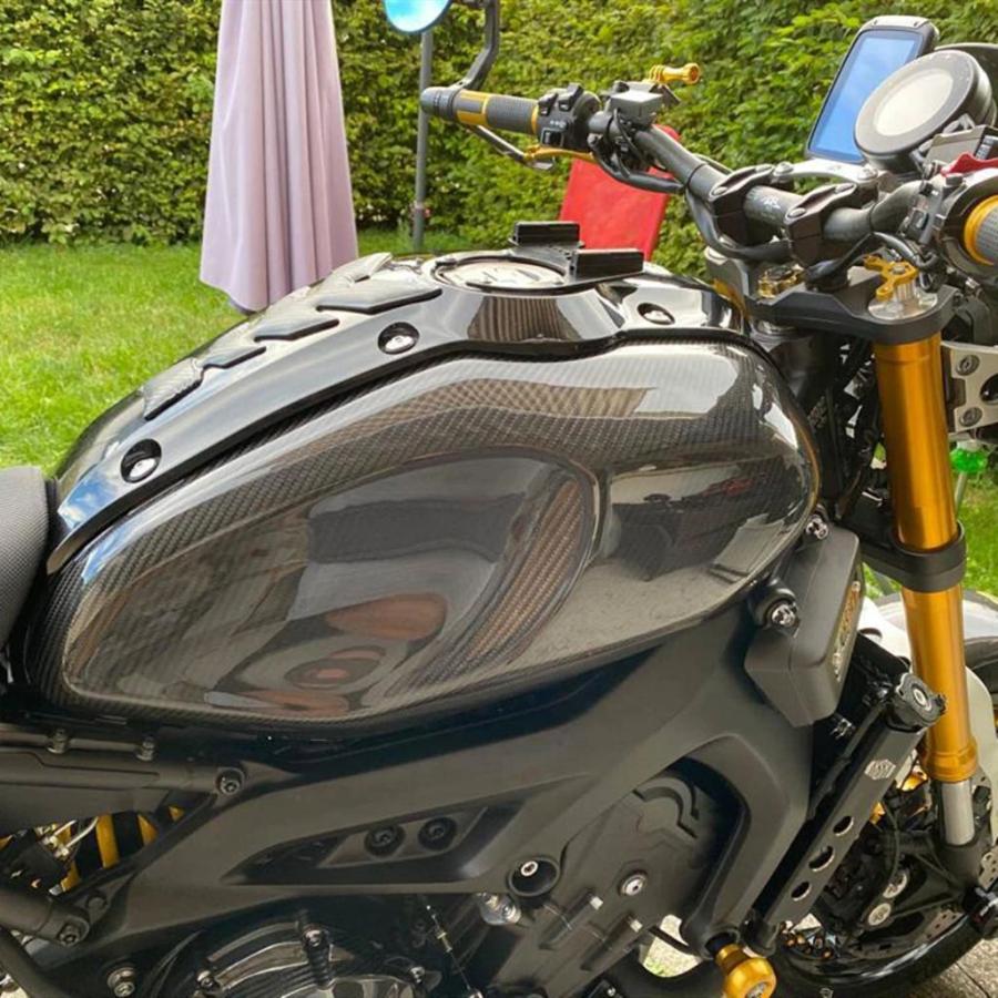 並行輸入品 ヤマハXSR900 XSR 100% 用バイク 二輪サイドタンクカバー カーボンプロテクター 光沢900の画像