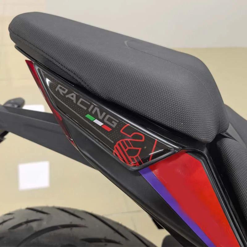 並行輸入品 アプリリア RS 457 rs457 2024-2025 バイクタンクパッドサイドステッカーアクセサリーステッカー装飾セットボディデの画像