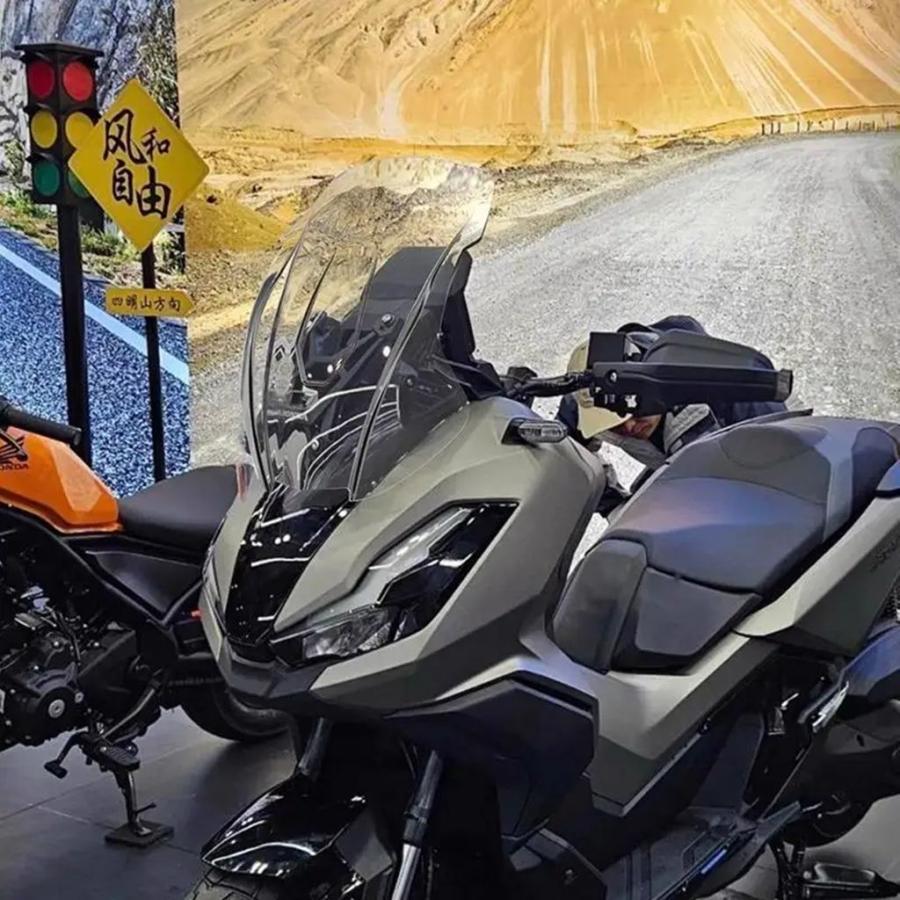 並行輸入品 2022-2025年式 ホンダ ADV350 バイク用 ウインドシールド 高調整可能 カスタムウインドシールド ADV350 デフレクターの画像