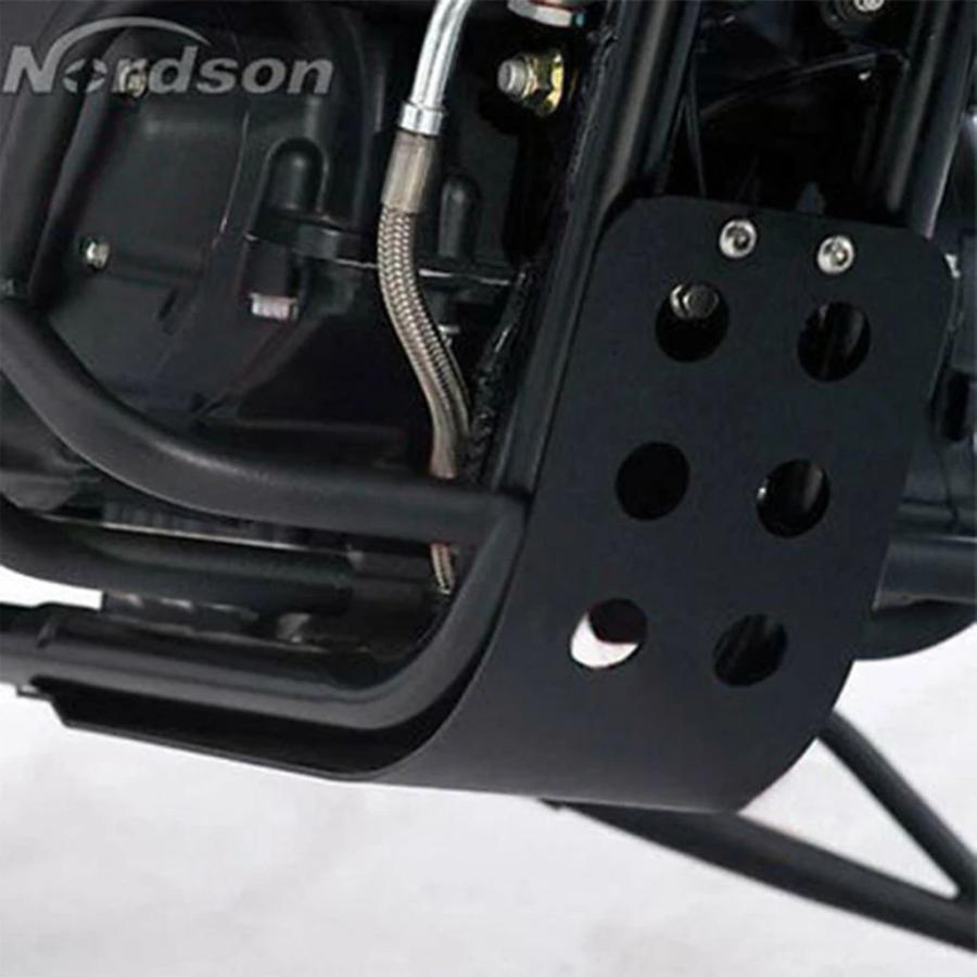 並行輸入品 エンジンガードプレートスキッドプレートカバークーラーカバートライアンフボンネビル T120 T100の画像