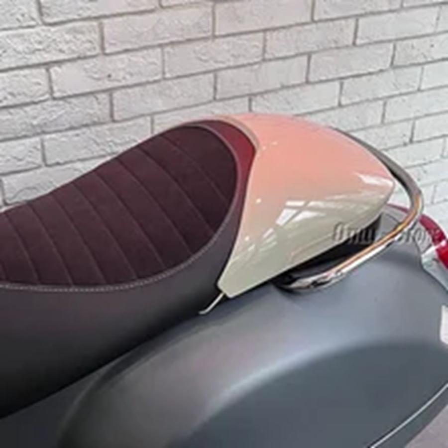 並行輸入品 バイク ACCESSORIE ピリオンリアカウルフェアリングマット外観ベスパ GTV300 GTV300の画像