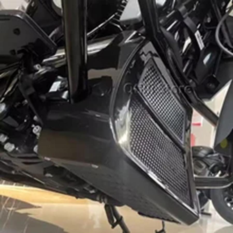 並行輸入品 バイクラジエーターあごカバーフェアリングフロントスポイラー CVO ロードグライド FLTRX FLTRXSE ストリートグライ_3