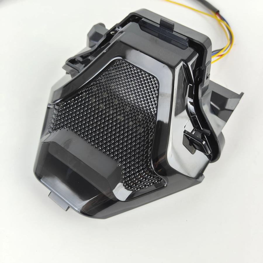 並行輸入品 ヤマハ R3 R25 MT03 MT07MT-25 リアテールライト装飾 LED 流れるライトブレーキライトアセンブリ APP 制御