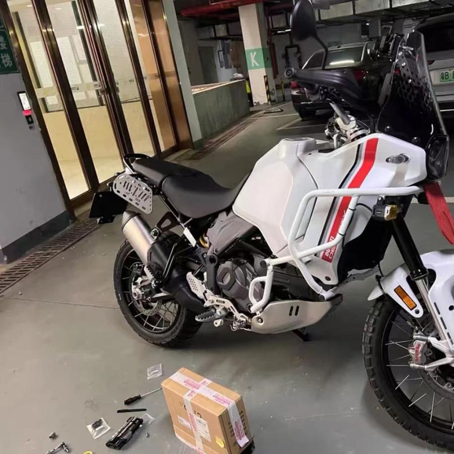 並行輸入品 デザートXアクセサリー バイクキャリアバッグホルダー ドゥカティ デザートX用 サドルバッグホルダー DESERT X