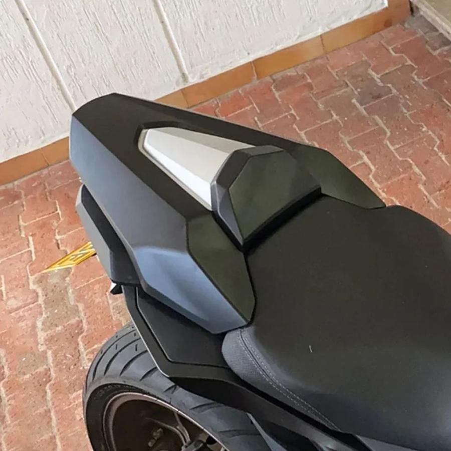 並行輸入品 バイク助手席リアシートカバーピリオンソロシートカウル ホンダCBR650R CB650R CB CBR 650R 2019 2020 2021 2022