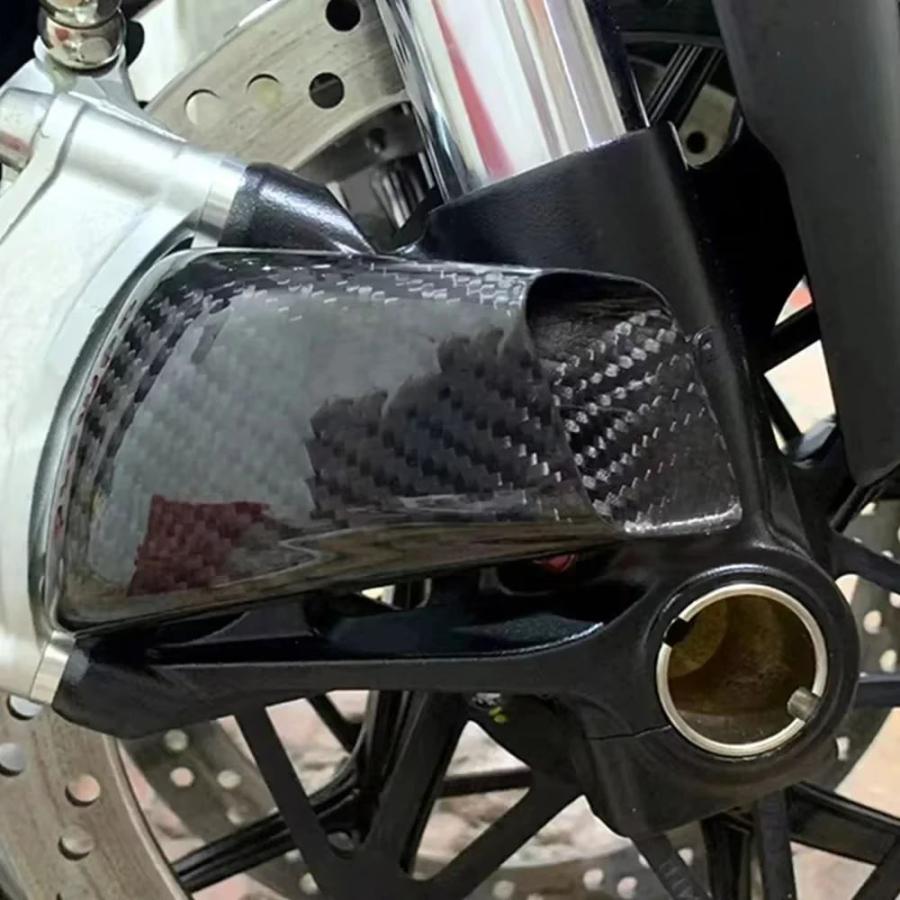 並行輸入品 トライアンフ スピードトリプル 1050 S R RS 2005-2020 100% カーボン バイク フロントブレーキ エアダクト キャリパ_4