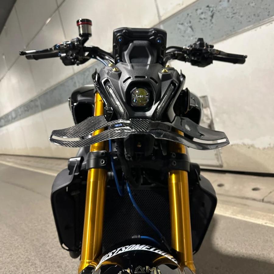 並行輸入品 ヤマハ MT-09/MT-09SP 2021-2023 バイク 100% カーボン ダウンフォースウィング フロントスポイラーキット モデル
