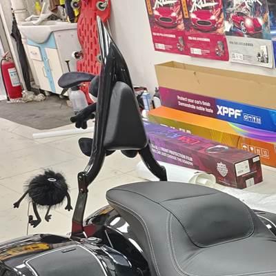 【並行輸入品】 バイク助手席 トライアングル形した滑り止めバー bmw r18クラシック100年 r18b 大陸横断するr18b 2020_7