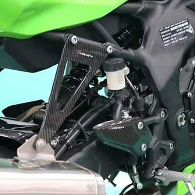 バイク用カーボンフットレスト zx4r ZX-25R zx4rr zx25r バイク用カーボンフットレスト zx4r ZX-25R zx4rr zx25r